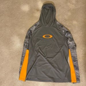 Oakley hooded long sleeve